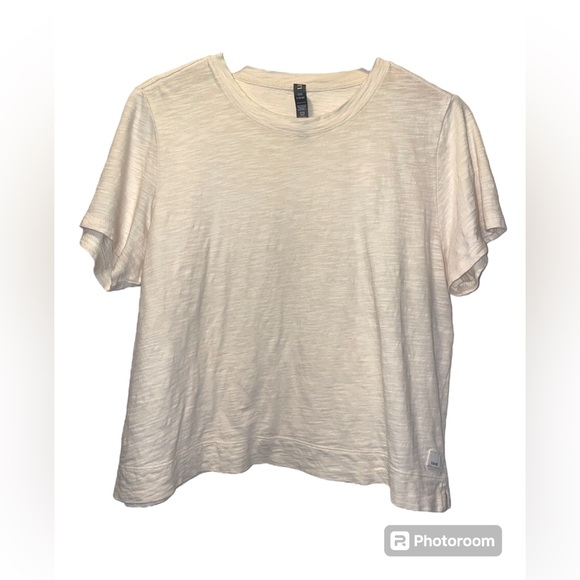 Vuori Tops - Vuori oyster beige feather pima cotton tee shirt XL